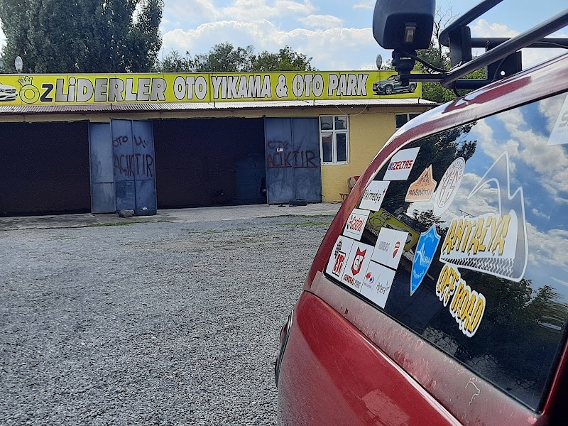 Öz Liderler Oto Yikama & Oto Park