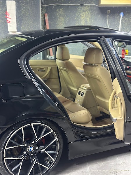 GOLDEN TOUCH GARAGE