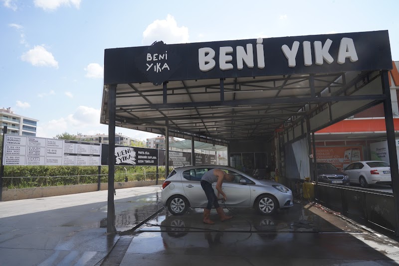 Beni Yıka Bayraklı